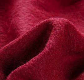 Vařená vlna malinově červená