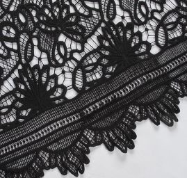 Krajka hrubá velký květ černá