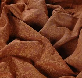 Semišová látka orientálne motív vo farbe srnčia hnedá