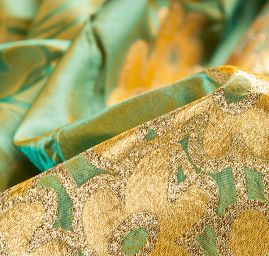 Taft hladký květinový zlatý vzor šanžán tyrkys/okrová