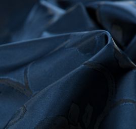 Taft žakár hladký jemný květinový vzor modro/černý