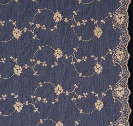 Efektní krajka zlatá výšivka na tylu