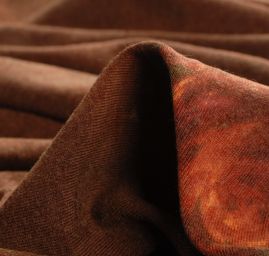 Úplet jemná pletenina vzor růže v hnědé