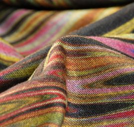 Podzimní úplet nevšední vzor červený