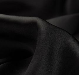 Satén hladký černý