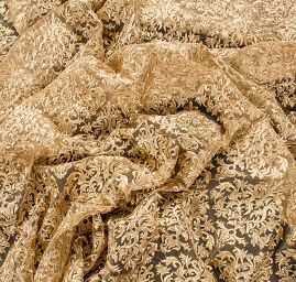 Krajka zlatá výšivka na tylu ornament