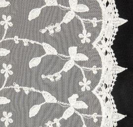 Krajka plastická výšivka na tylu slonová kost