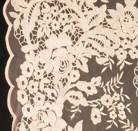 Pružná krajka květinový motiv lososová/tělová