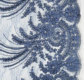 Krajka efektní lurexová výšivka tm. modrá