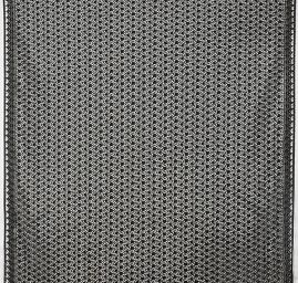 Efektní hrubá kajka jemný květinový motiv černá