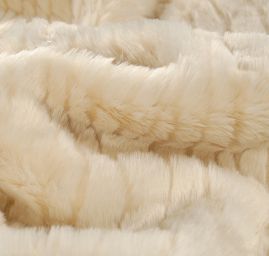 Imitace kožešiny plastická struktura smetanová