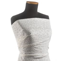 Žakárová tkanina plastický vzor slonová kost