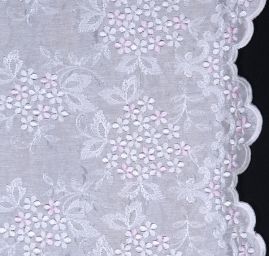 Organza s bordurovou výšivkou smetanová