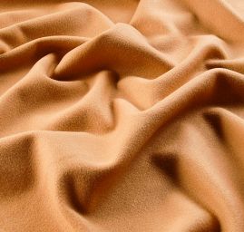 Flauš oboustranný camel hnědý