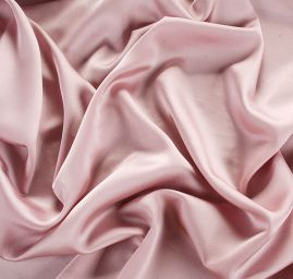 Krep satén pružný perlový starorůžový