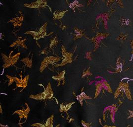 Brokát vyšívaný motýlí vzor