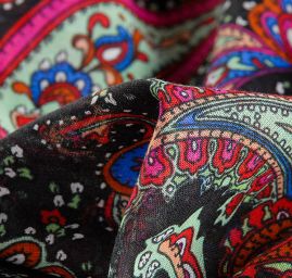 Etamín bavlna kašmírový paisley vzor černá