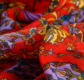 Etamín bavlna květy červený