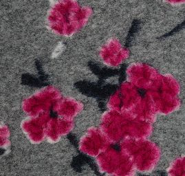 Art textil vařená vlna vzor květů višně šedá