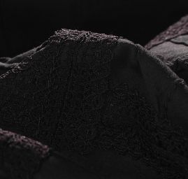 Bavlněná jemná látka etamín grafický motiv černá