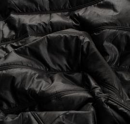 Prošev zateplená podšívka zdobý pruh černý