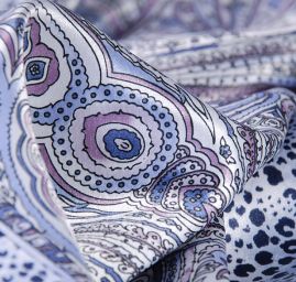 Satén digitální tisk zvířecí motiv a kašmírová bordura 