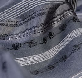 Žakárová látka z kolekce Black and White