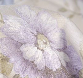 Dekorační látka se vzorm květů