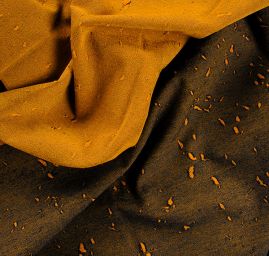 Riflovina s ažurou žlutá/modrá