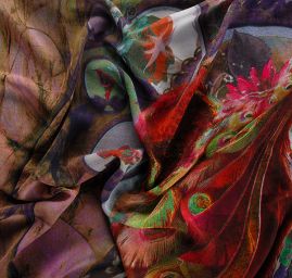 Žoržet digitální tisk páv fialový