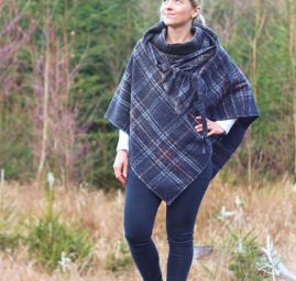 Vařená vlna kostky hnědo-šedá