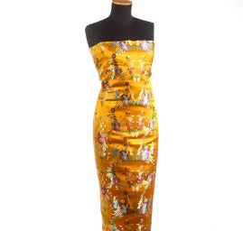 Brokát s folklŕním motivem květů okrově žlutý