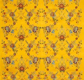 Brokát s folklŕním motivem květů okrově žlutý