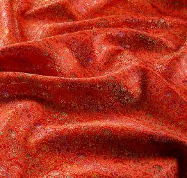 Brokát orientální jemný květinový vzor červený