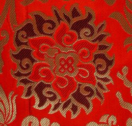 Brokát velký květinový ornament červený