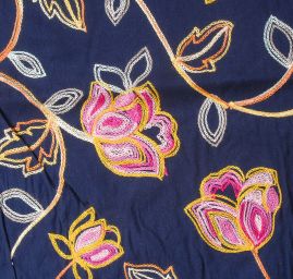 Viskozová letní látka s výšivkou tm.modrá