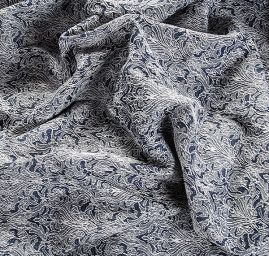 Žakárová látka ornamentální vzor tm.modrá/bílá