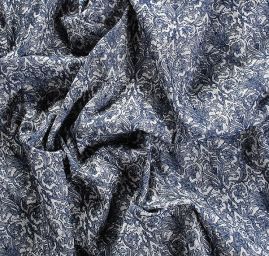 Žakárová látka ornamentální vzor tm.modrá/bílá