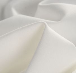 Úplet vyšší gramáže slonová kost II.jakost