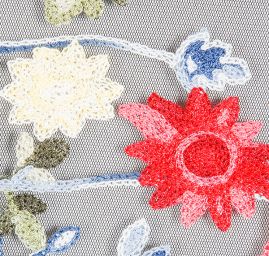 Krajka výšivka drobné květy motýlci černý tyl