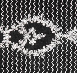 Krajka výšivka na tylu stříbrná květinový ornament