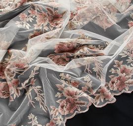 Krajka výšivka na tylu barevné květy béžovohnědá