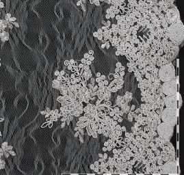 Krajka na vzorovém tylu květy šedá