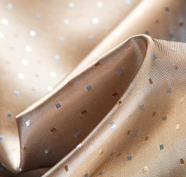 Podšívka žakár kostky šanžán modrohnědá