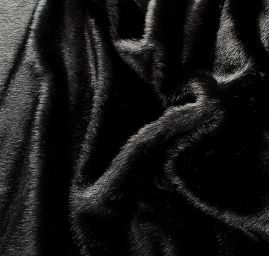 Imitace kožešiny černá střední vlas