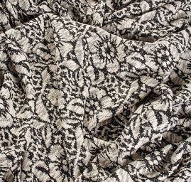 Pletenina žakár květy černobílá