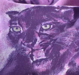 Látka flanel motív tiger / srsť fialová