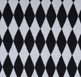 Efektní teplejší úplet s geometrickým vzorem černobílý