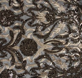 Krajka výšivka na tylu doplněna flitry černozlatá