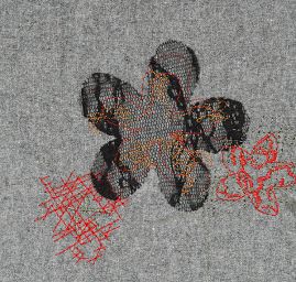 Vlněná látka s aplikací výšivky květů červená/šedá